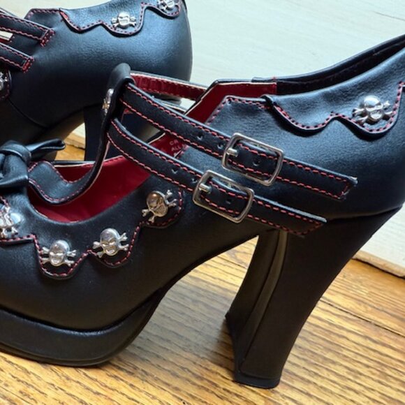 Demonia Crypto-06, Vegan Leather,  Platform Mary Janes, Black & Red, Size 9, NEW - Picture 3 of 8